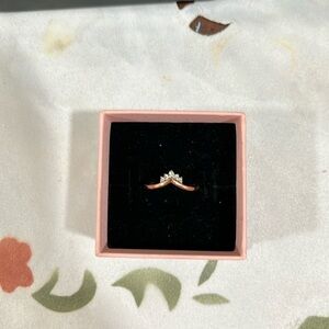 Rose gold tiara Pandora ring